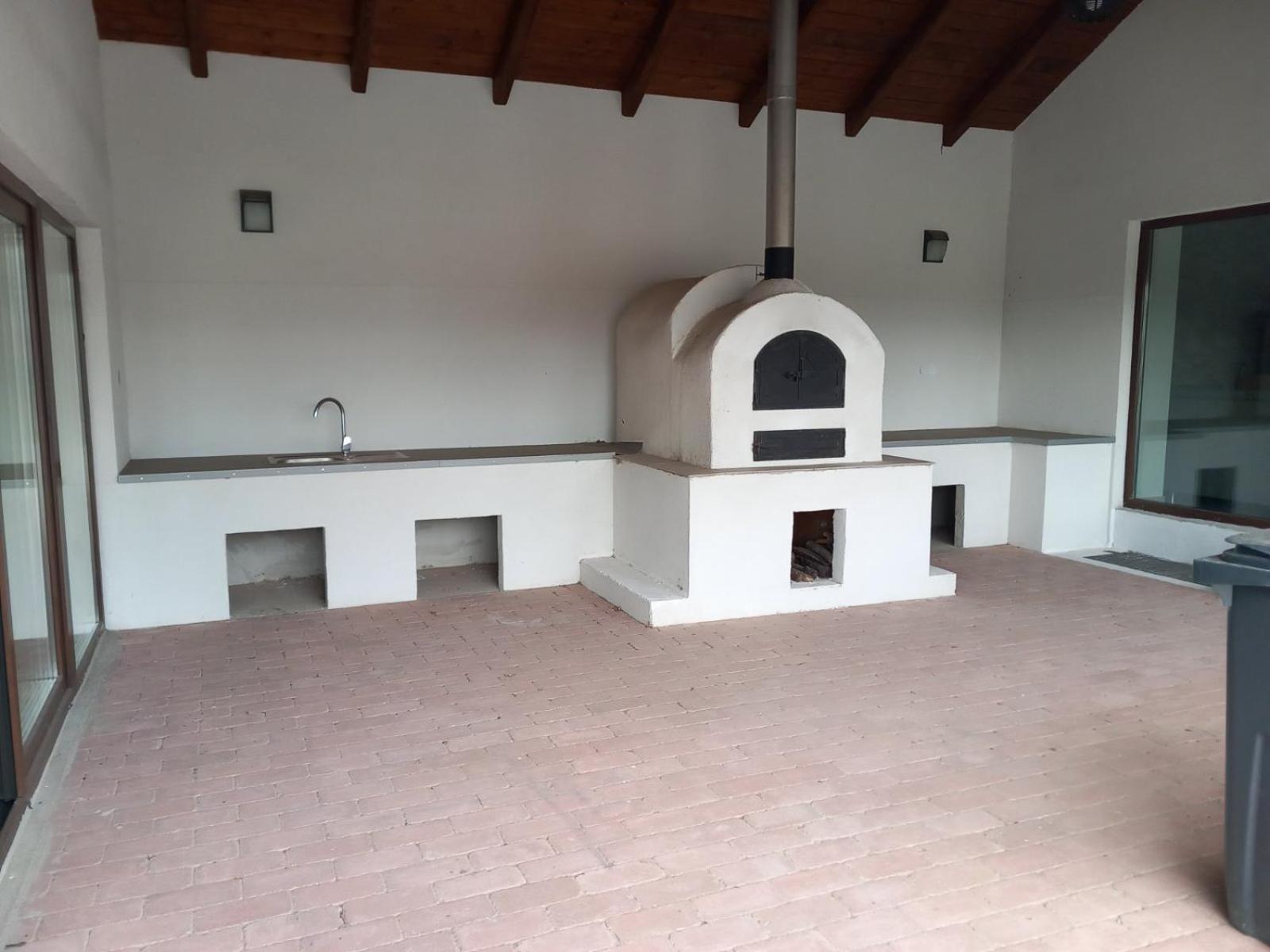 Avalon Vendeghaz Apartman Levelek